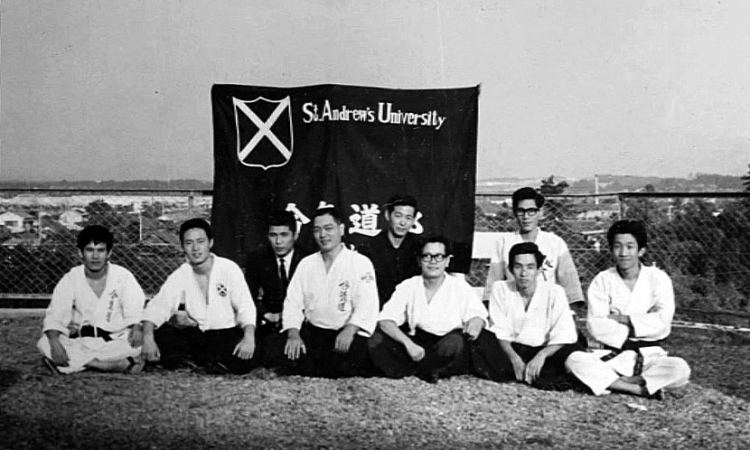 Kobayashi Hirokazu, maître de Daito-ryu ?? - Ce n'est pas nécessairement vrai